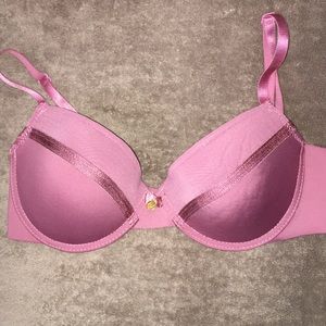 Brand new Adrienne Vittadini bra 36C
